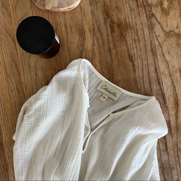 SOLD ❌ CREAM CLEOBELLA CROP TOP - Picture 9 of 10